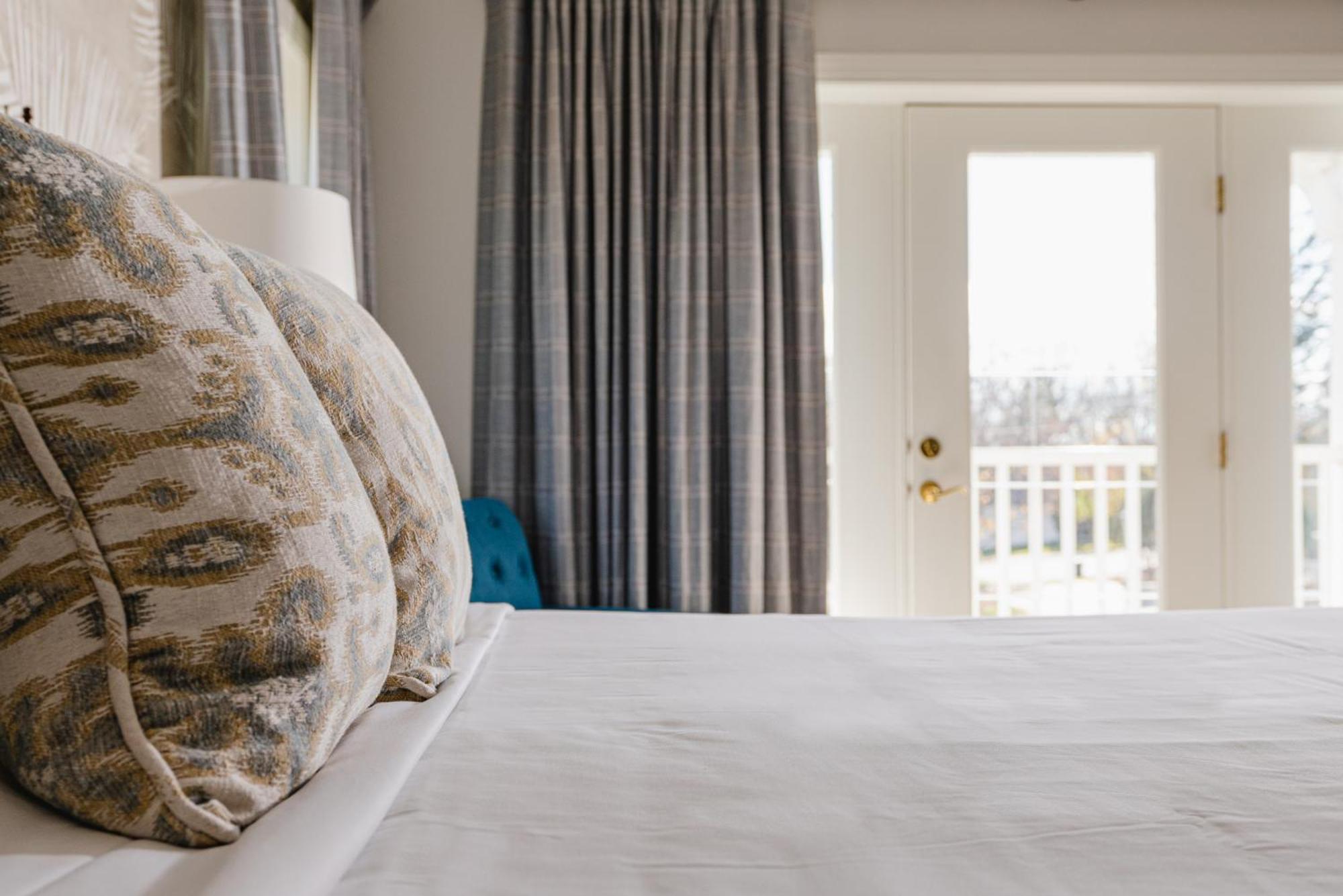 The Geneva Inn Lake Geneva Buitenkant foto